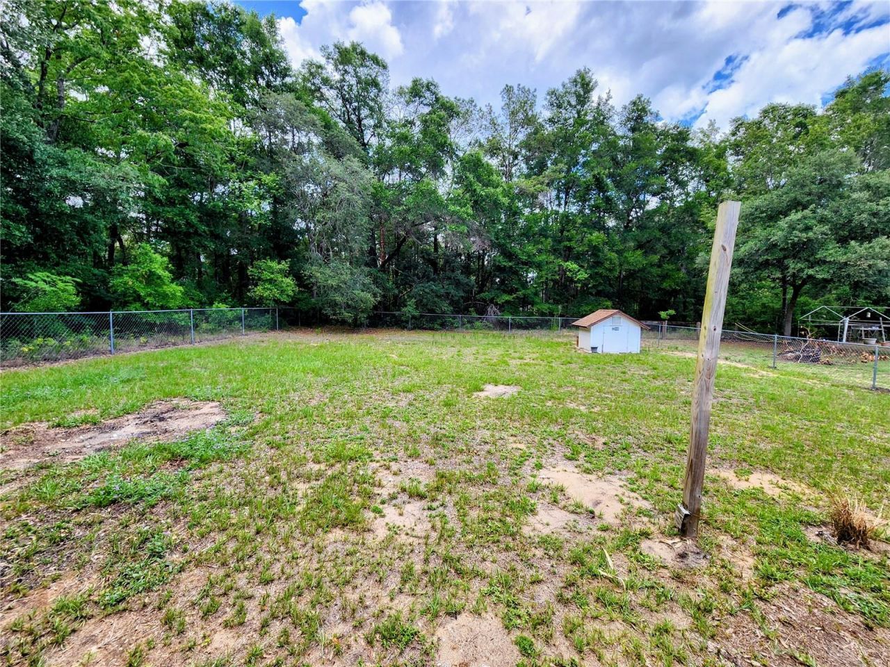 19729 SW Lark Drive, Dunnellon, FL 34431 Photo