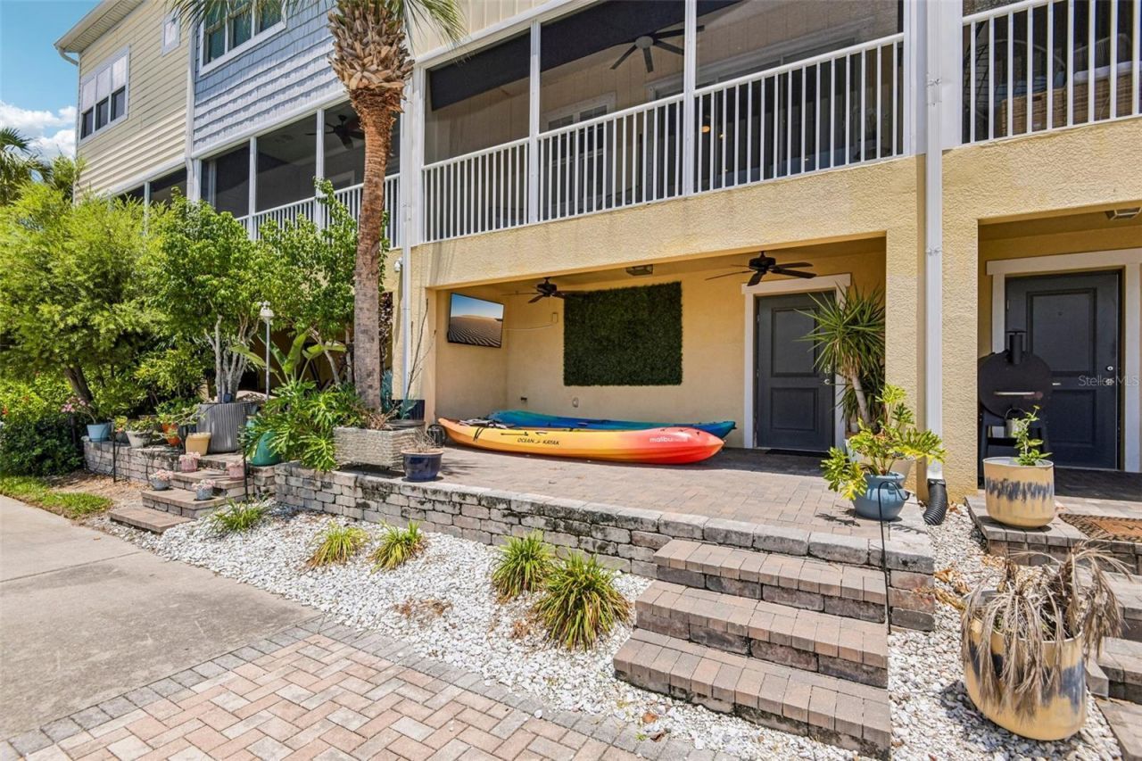5923 Anchorage Way S, Saint Petersburg, FL 33712 Photo