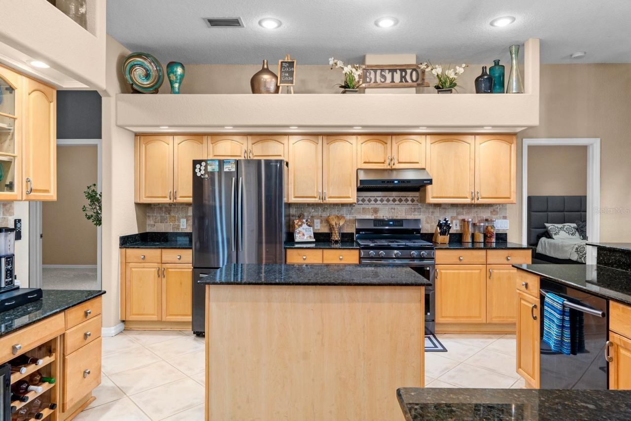 2305 Valrico Forest Drive, Valrico, FL 33594 Photo