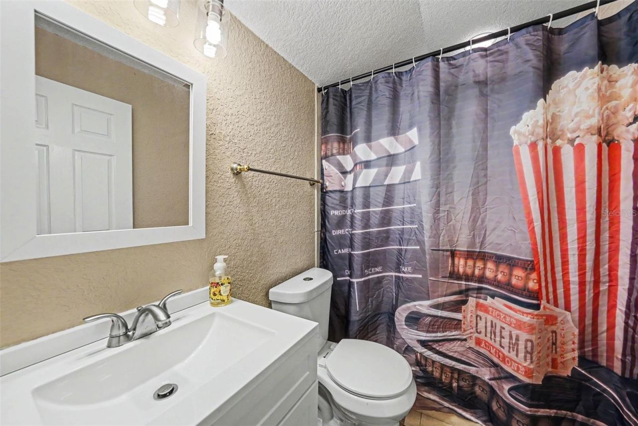 2305 Valrico Forest Drive, Valrico, FL 33594 Photo