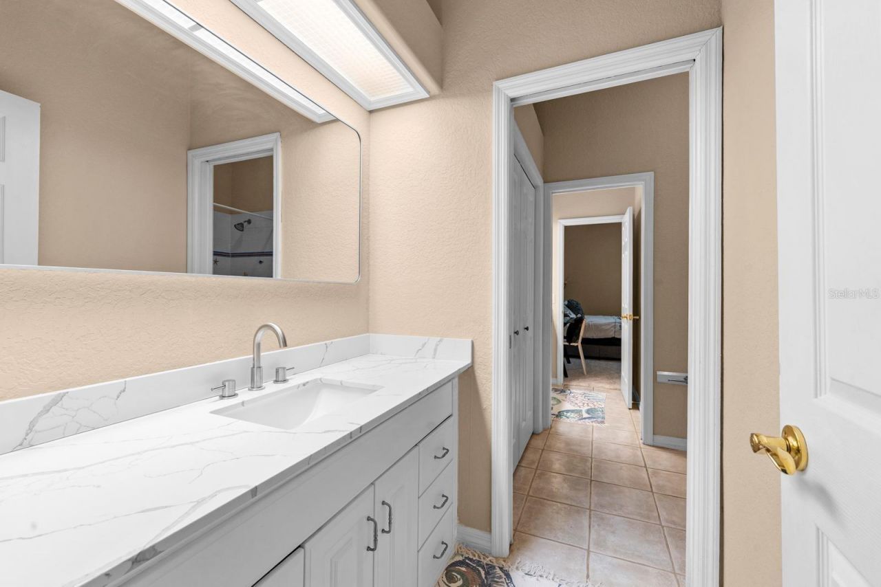 2305 Valrico Forest Drive, Valrico, FL 33594 Photo