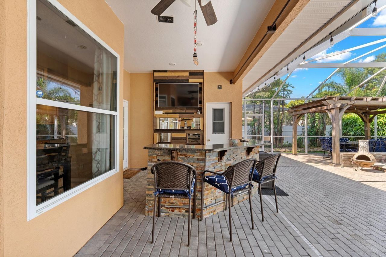 2305 Valrico Forest Drive, Valrico, FL 33594 Photo