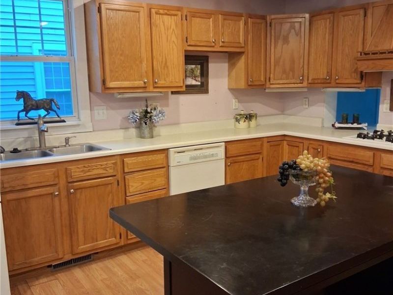 329 Muskingum Drive, Marietta, OH 45750 Photo 11