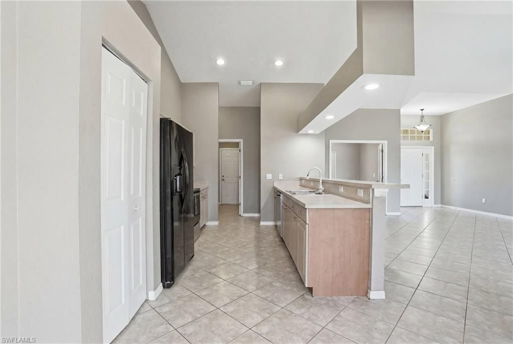 1011 Chadbourne Ave, Lehigh Acres, FL 33971 Photo