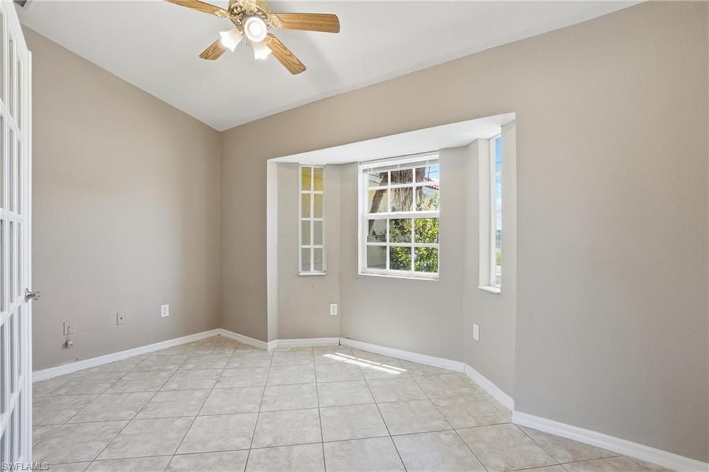 1011 Chadbourne Ave, Lehigh Acres, FL 33971 Photo
