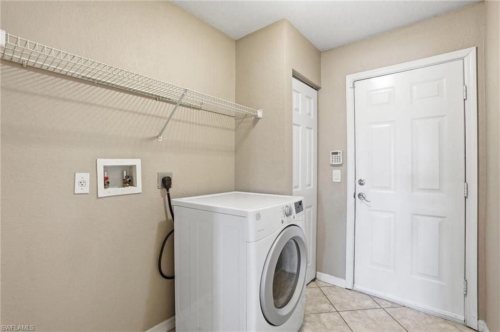 1011 Chadbourne Ave, Lehigh Acres, FL 33971 Photo