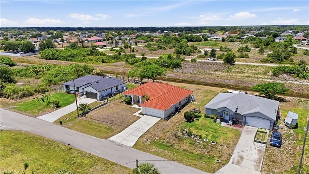 1011 Chadbourne Ave, Lehigh Acres, FL 33971 Photo