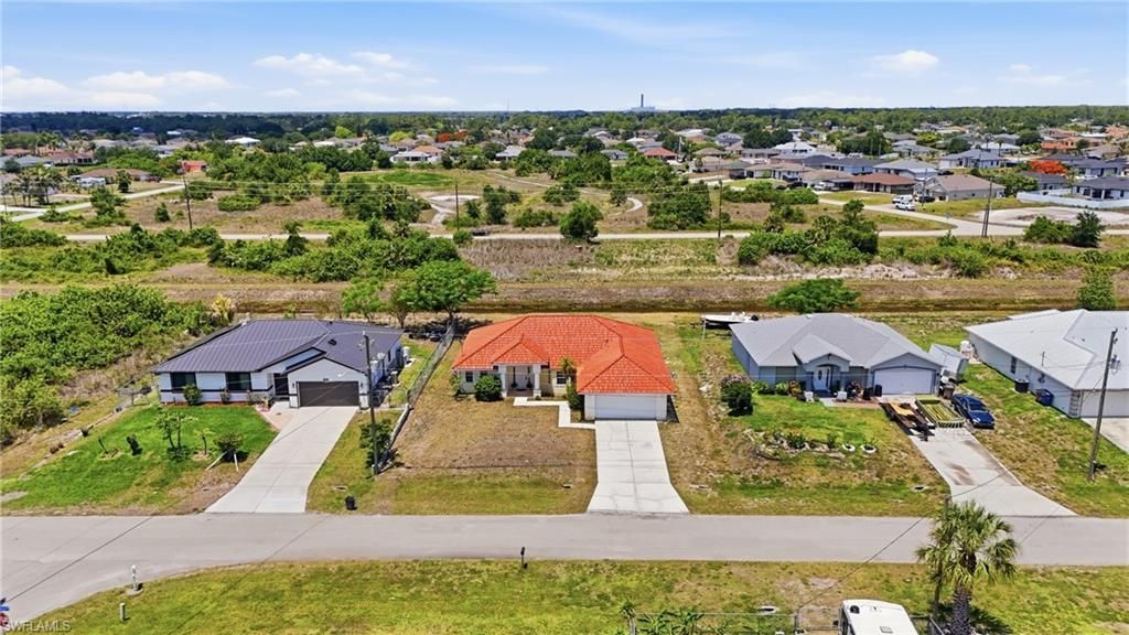 1011 Chadbourne Ave, Lehigh Acres, FL 33971 Photo