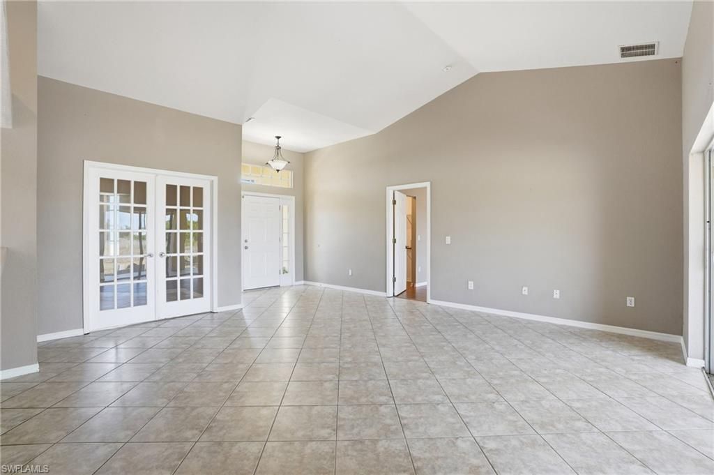 1011 Chadbourne Ave, Lehigh Acres, FL 33971 Photo