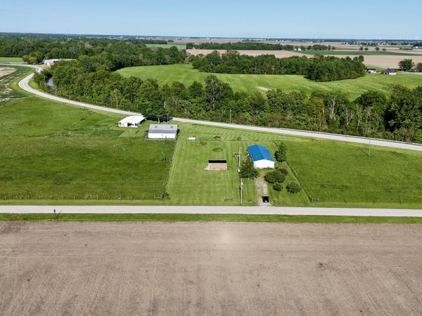 8664 Road 71 , Paulding, OH 45879