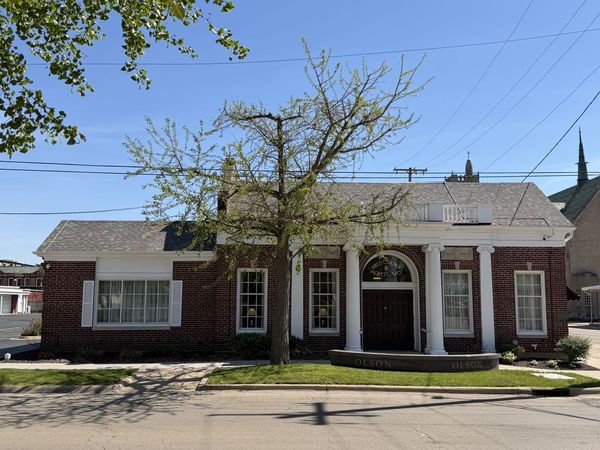 1001 2nd Ave, Rockford, IL 61104