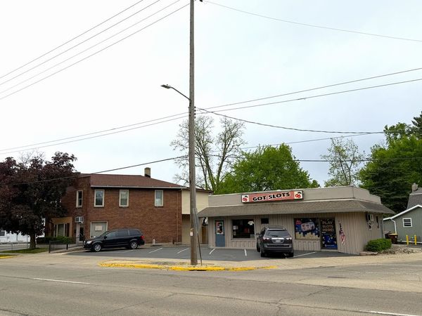 900 Blackhawk Blvd, South Beloit, IL 61080