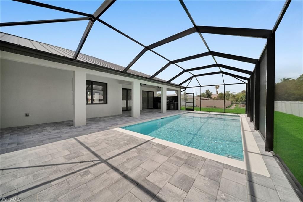 3532 Country Club Blvd , Cape Coral, FL 33904 Photo