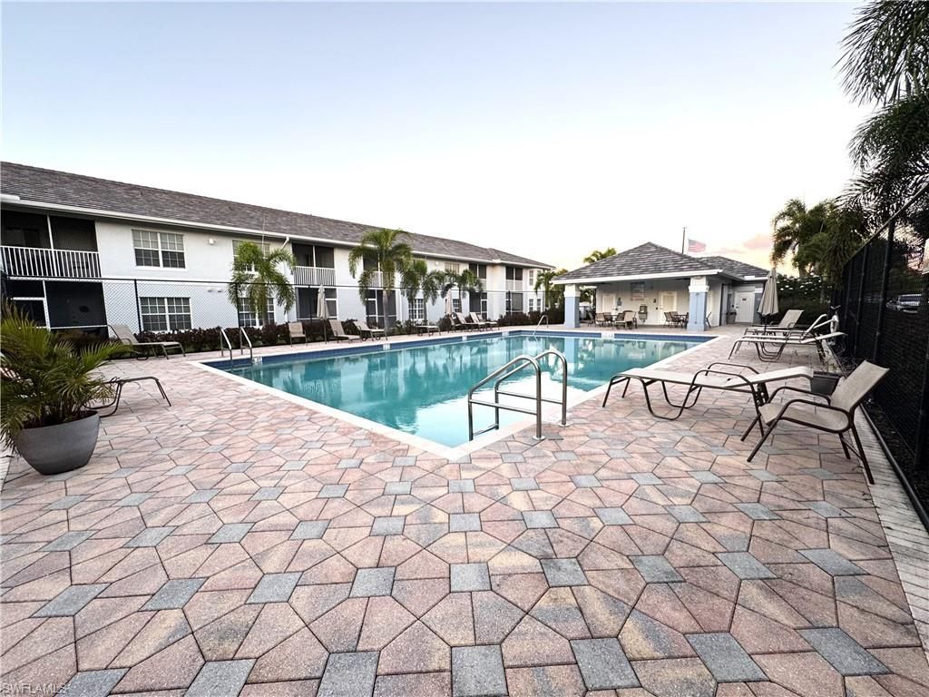 8423 Bernwood Cove Loop , Unit 410, Fort Myers, FL 33966 Photo