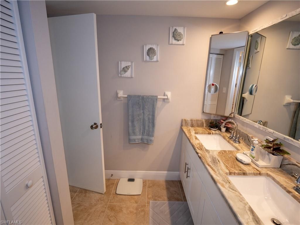 1727 Park Meadows Dr , Unit 2, Fort Myers, FL 33907 Photo