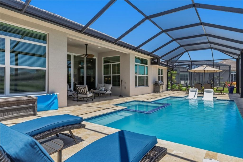 5752 Bent Pine Square , Vero Beach, FL 32967 Photo