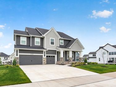 10122 Shadyview Lane N, Maple Grove, MN 55311