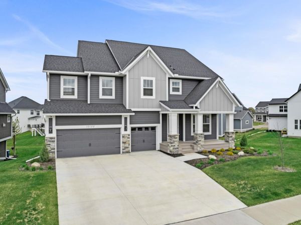 10122 Shadyview Lane N, Maple Grove, MN 55311