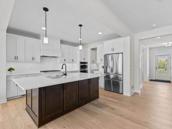 10122 Shadyview Lane N, Maple Grove, MN 55311