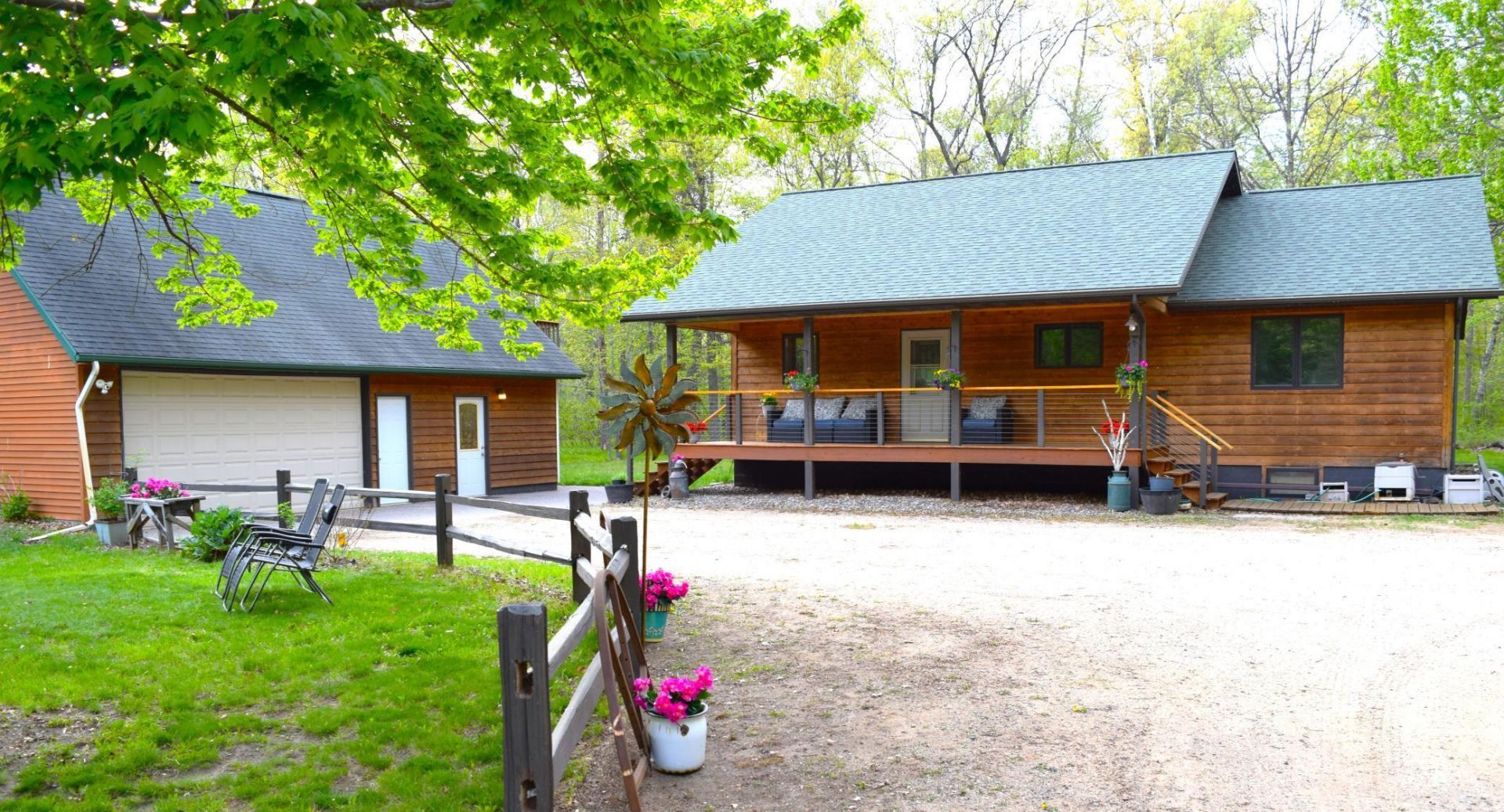 13066 Oakland Parkway Road , Merrifield, MN 56465