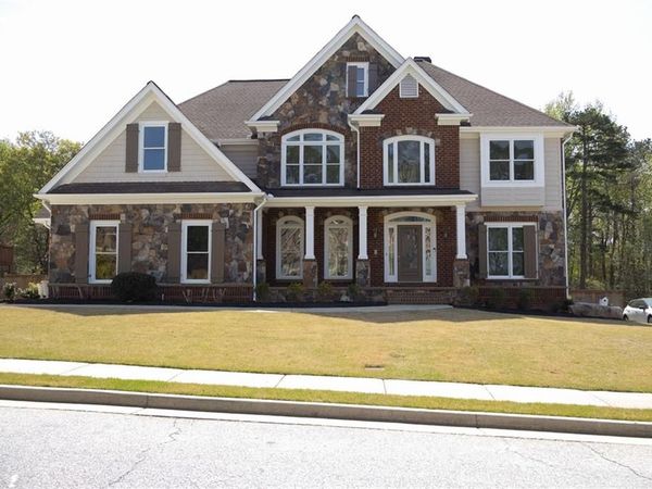 838 Natchez Valley Trace, Grayson, GA 30017