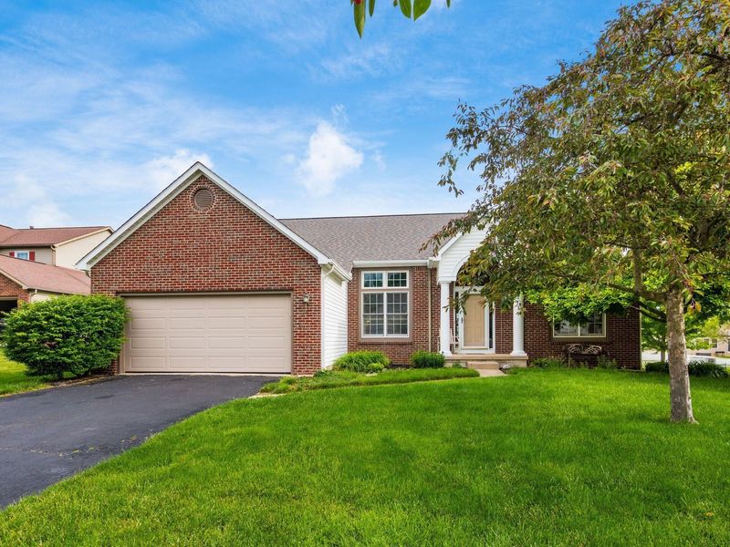6536 Clay Court W, Canal Winchester, OH 43110 Photo 3