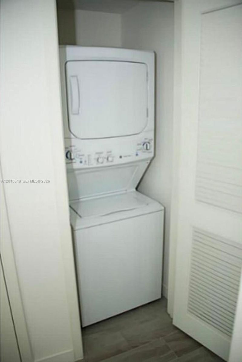 1100 S Miami Ave, Unit 2407, Miami, FL 33130 Photo