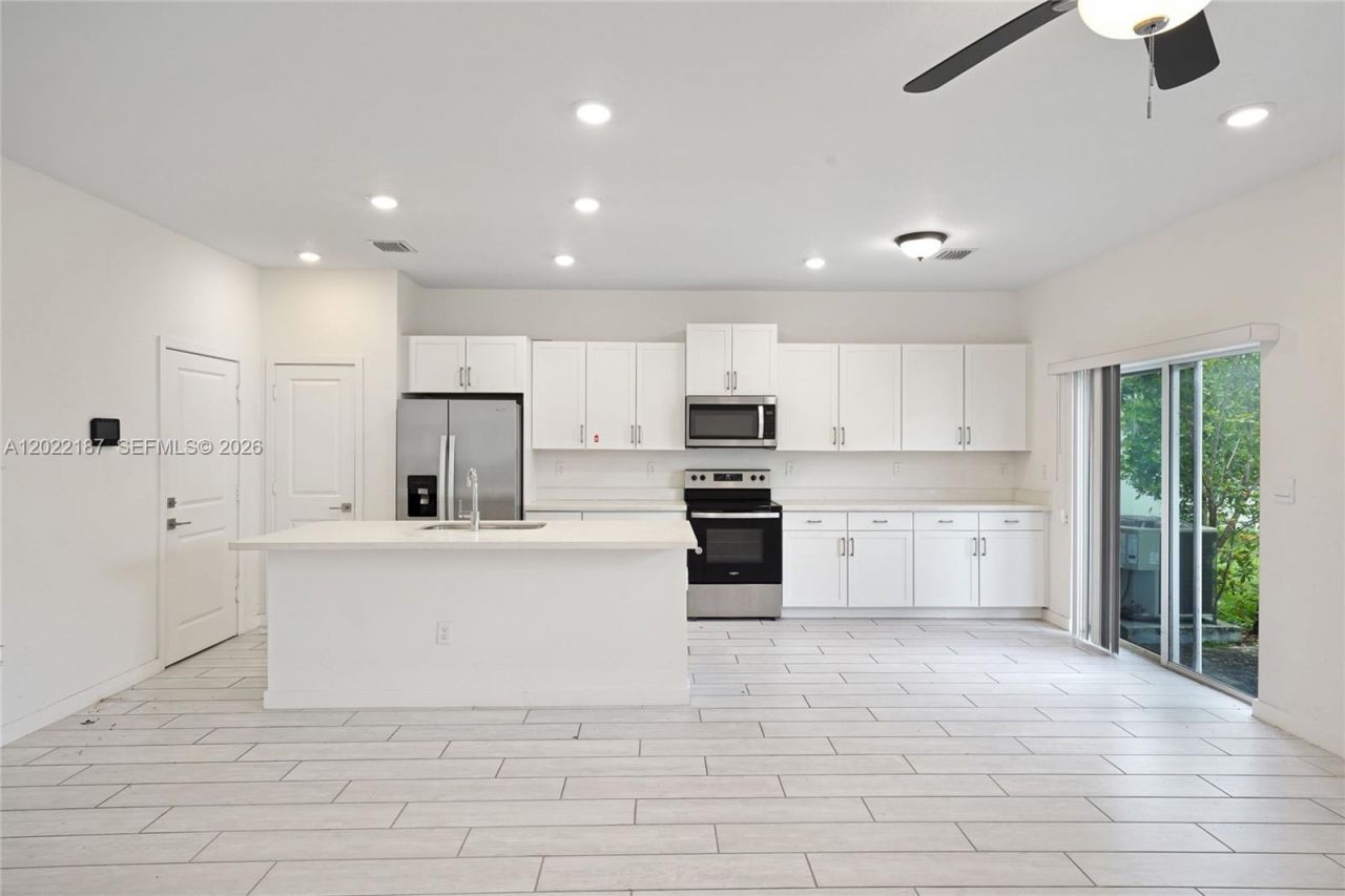763 SE 17th St , Homestead, FL 33034 Photo