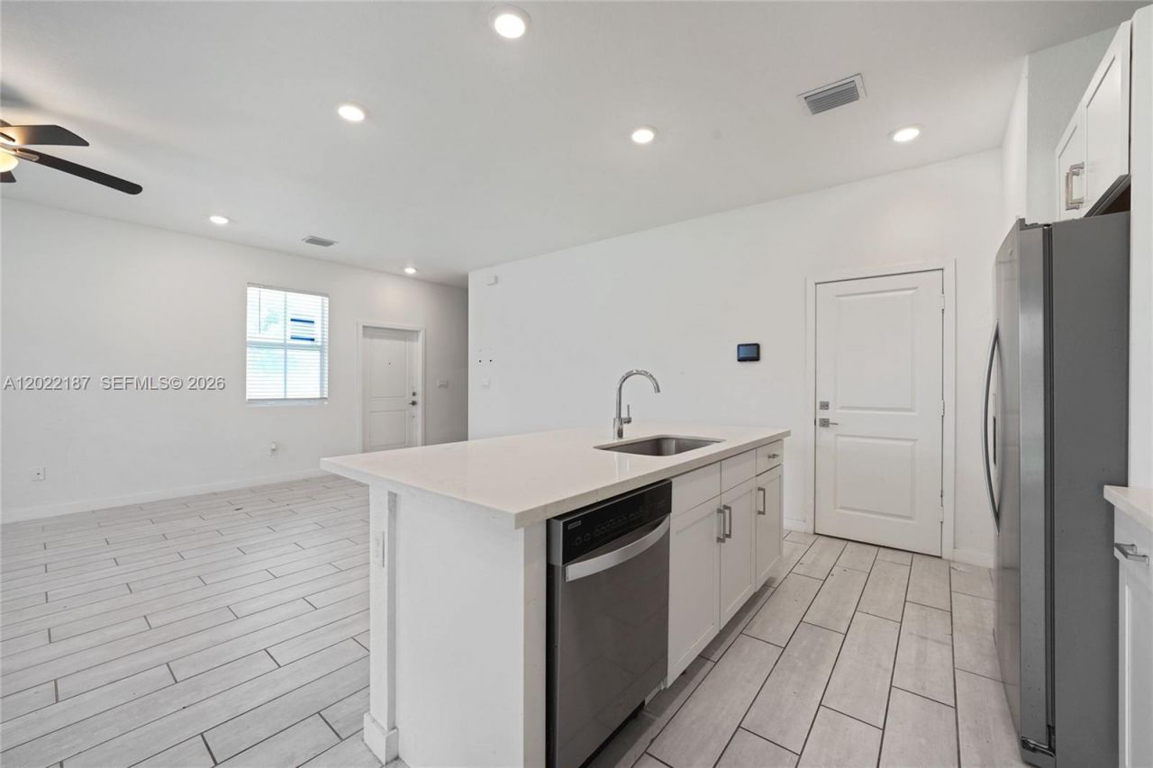 763 SE 17th St , Homestead, FL 33034 Photo
