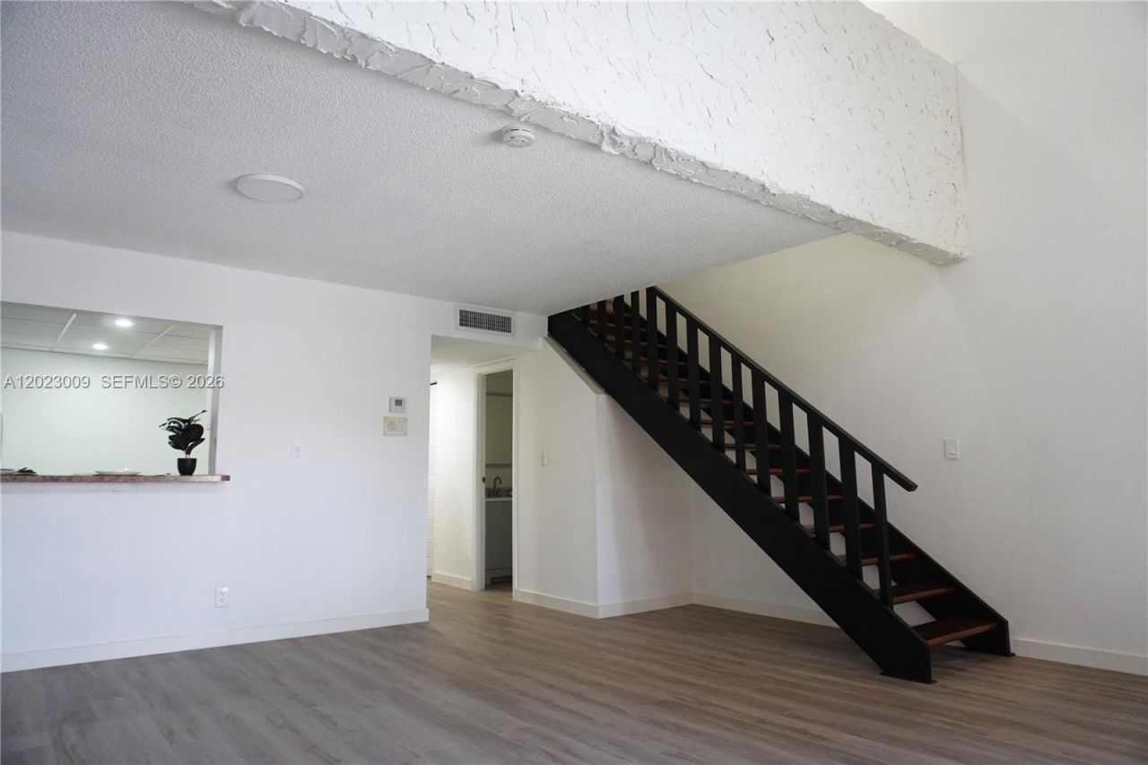 17901 NW 68th Ave , Unit S204, Hialeah, FL 33015 Photo