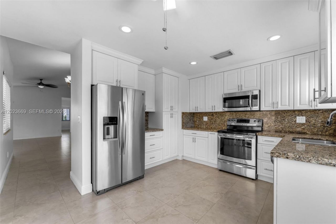 9631 SW 148th Pl, Miami, FL 33196 Photo