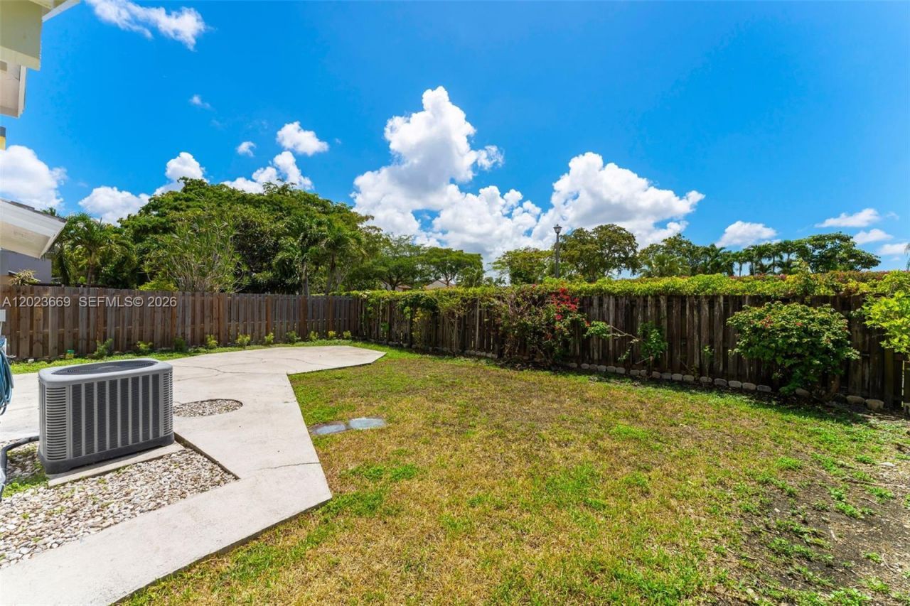 9631 SW 148th Pl, Miami, FL 33196 Photo