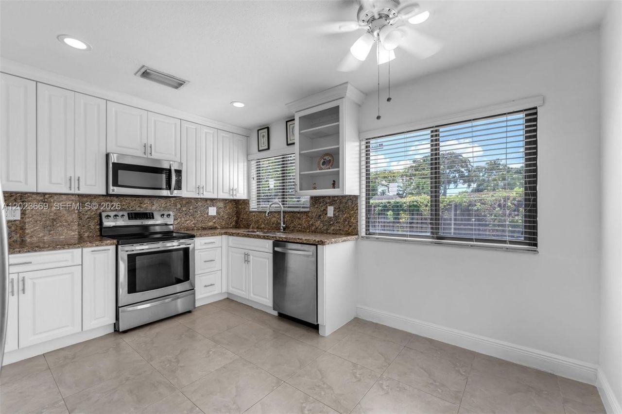 9631 SW 148th Pl, Miami, FL 33196 Photo