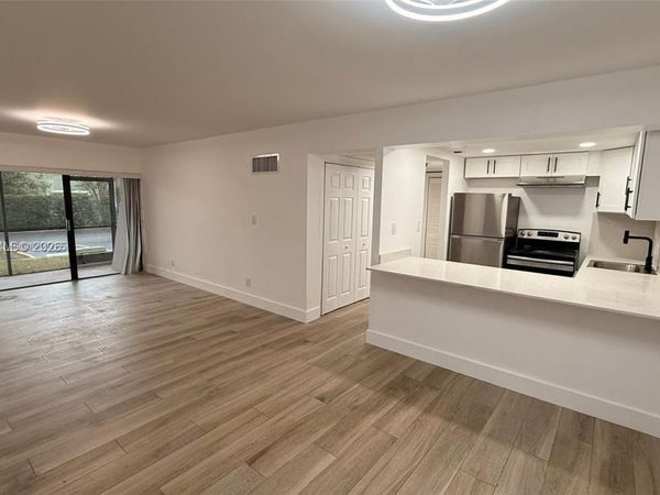 5845 Washington St , Unit 65, Hollywood, FL 33023