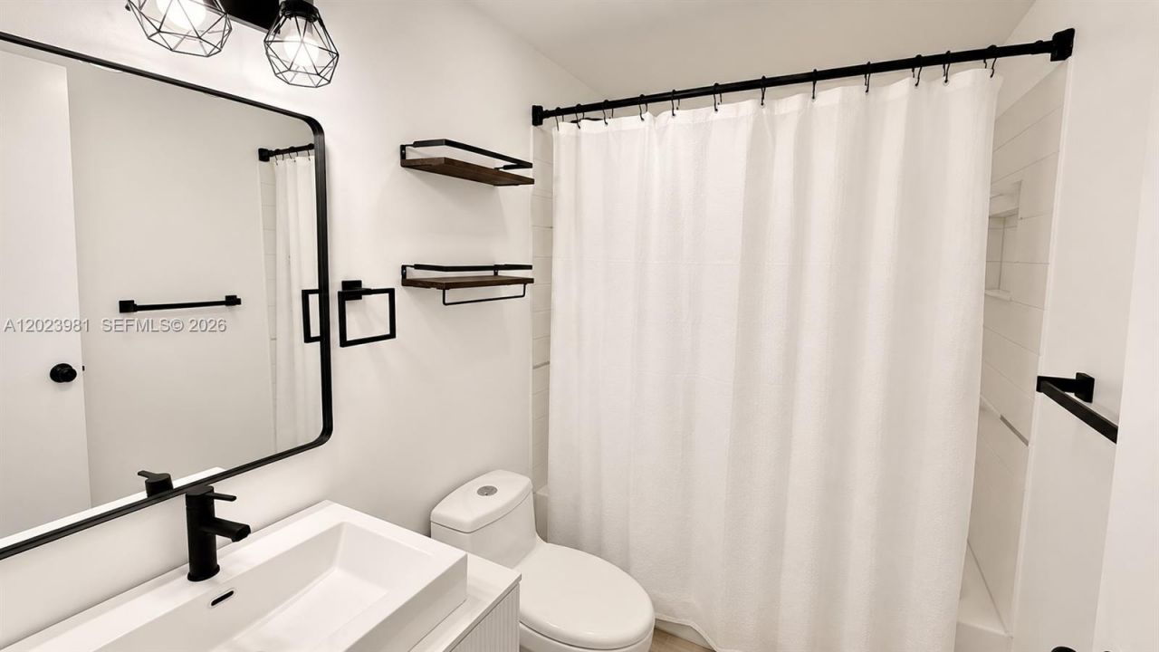 5845 Washington St , Unit 65, Hollywood, FL 33023 Photo