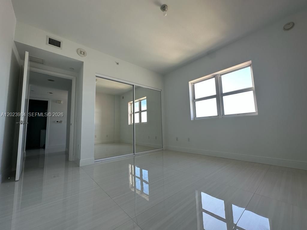 2650 Lake Shore Dr , Unit 1001, Riviera Beach, FL 33404 Photo