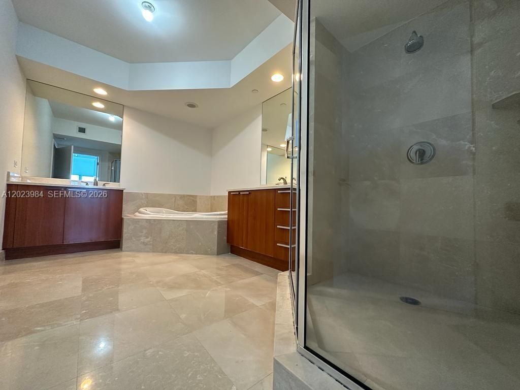 2650 Lake Shore Dr , Unit 1001, Riviera Beach, FL 33404 Photo