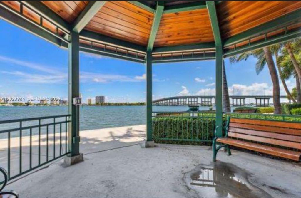 2650 Lake Shore Dr , Unit 1001, Riviera Beach, FL 33404 Photo