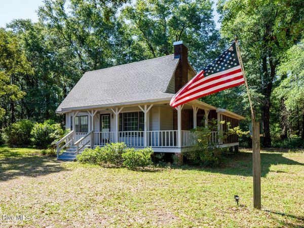 690 Live Oak Methodist Church Road, White Oak, NC 28399