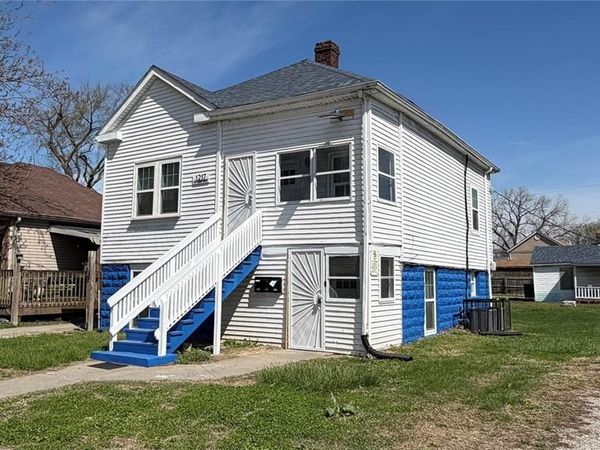 1217 Market Street , Madison, IL 62060