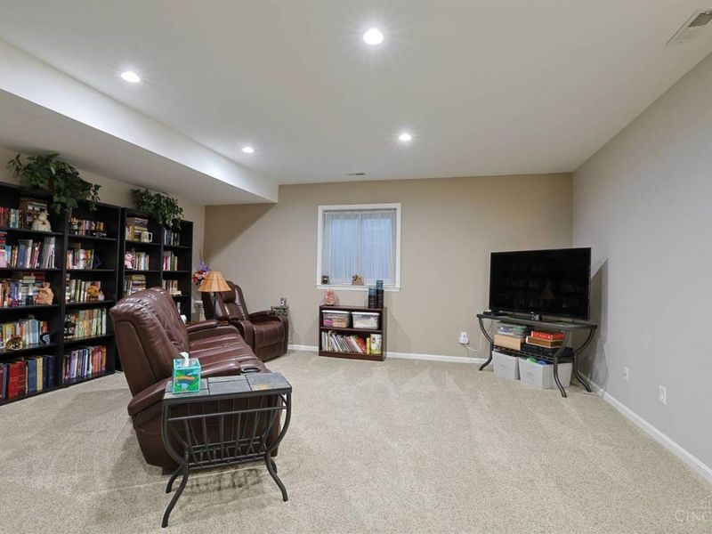 1701 Harmon Drive, Wyoming, OH 45215 Photo 35