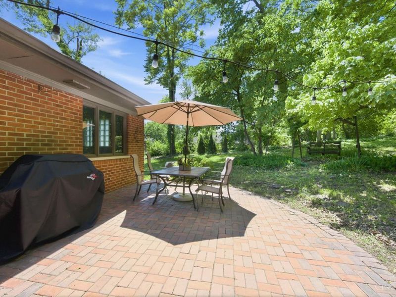 1325 Holman View Drive, Wyoming, OH 45215 Photo 38