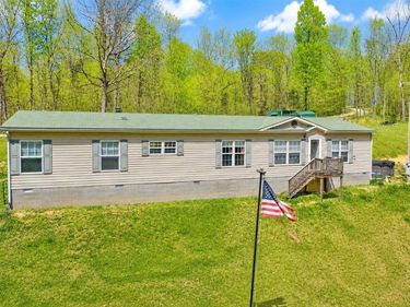 222 Jaggers Road, Mammoth Cave, KY 42259
