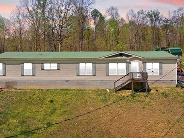 222 Jaggers Road , Mammoth Cave, KY 42259