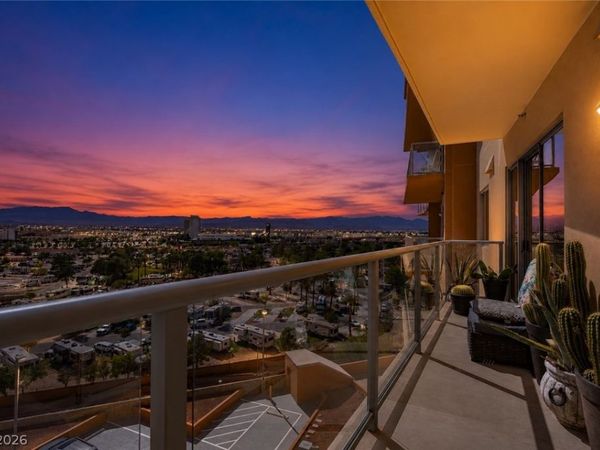 8255 Las Vegas Boulevard, Unit 906, Las Vegas, NV 89123
