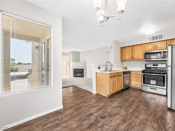 5710 E Tropicana Avenue, Unit 2073, Las Vegas, NV 89122