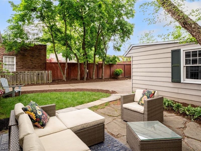 16830 Holbrook Road, Shaker Heights, OH 44120 Photo 35