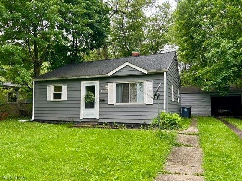 1276 Frederick Boulevard , Akron, OH 44320 Photo 1