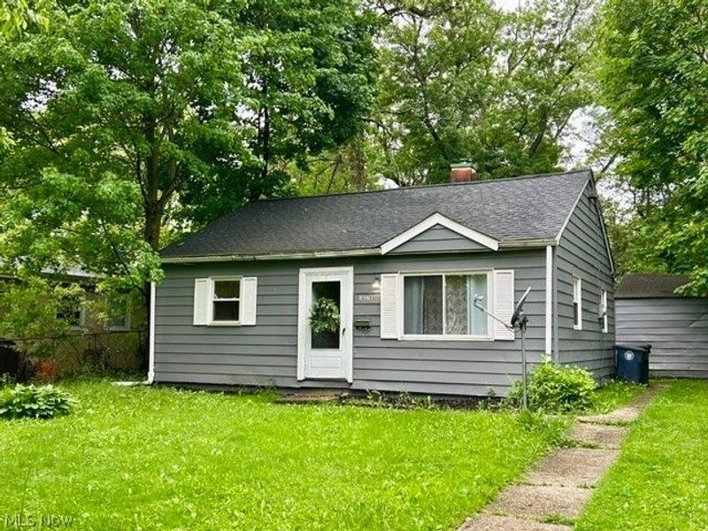 1276 Frederick Boulevard , Akron, OH 44320 Photo 2