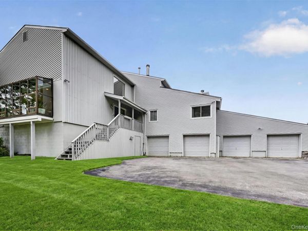 15 Deer Pond Drive , Warwick, NY 10990